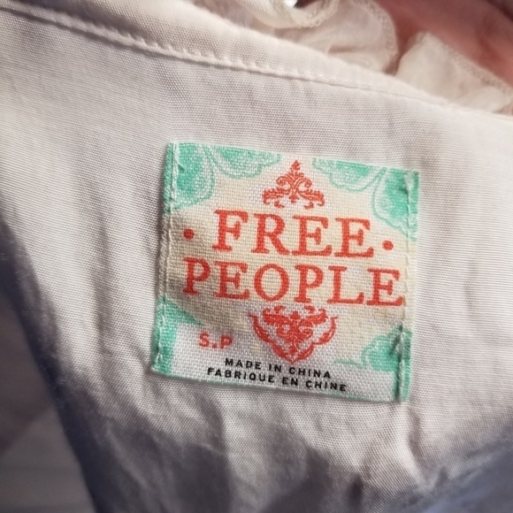 Free People ivory button ruffle blouse - Picture 5 of 10